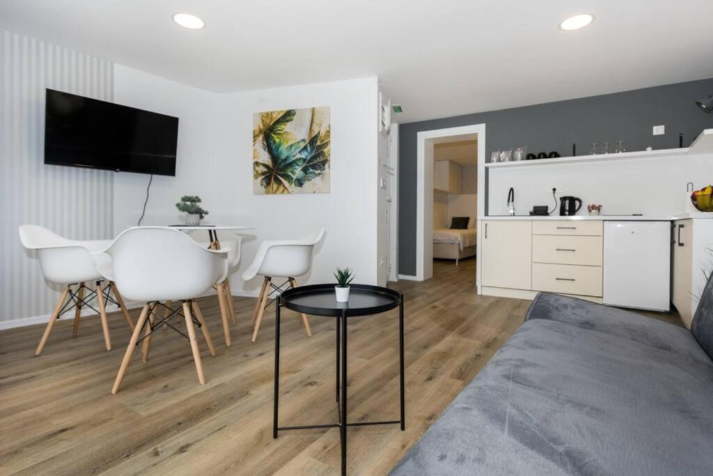 Royal Grey Apartment Σαράγεβο Εξωτερικό φωτογραφία